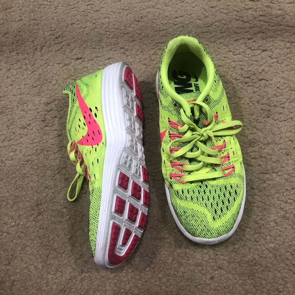 BOGO Nike Running Shoes Neutral Ride - Picture 1 of 5
